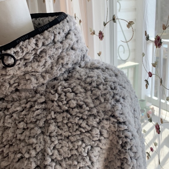 💕VS PINK FLEECE💕 - Picture 7 of 15